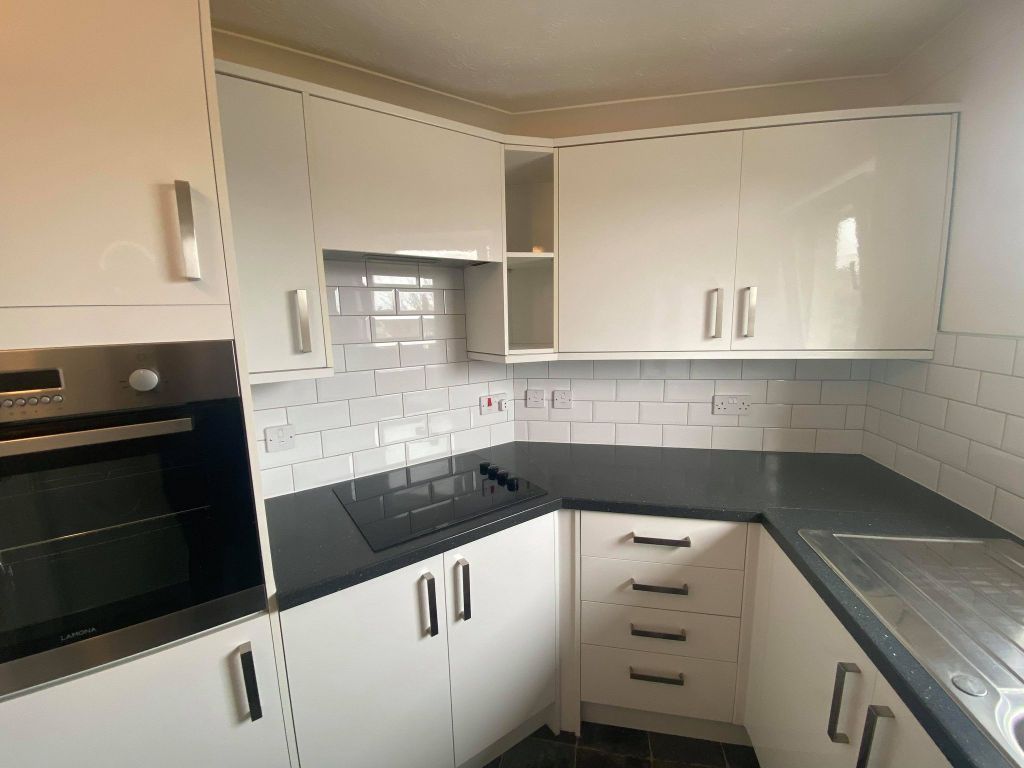 1 bed flat to rent in Belle Vue Road, Southbourne, Bournemouth BH6, £