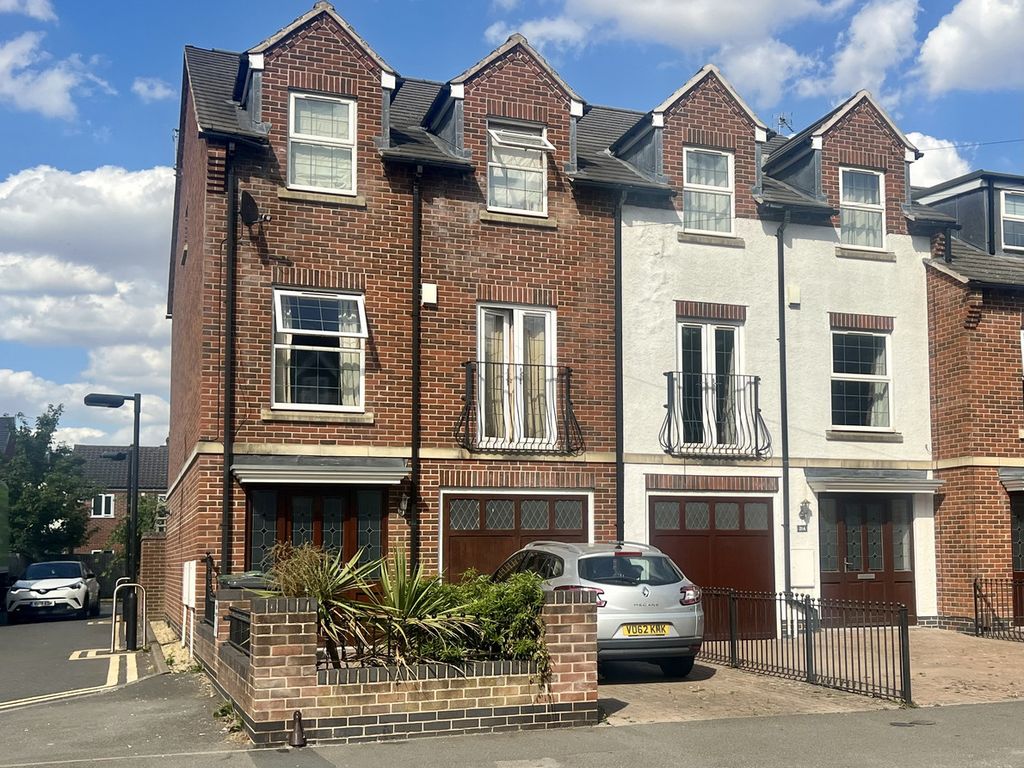 3 bed semidetached house for sale in Loughborough Road, Quorn LE12