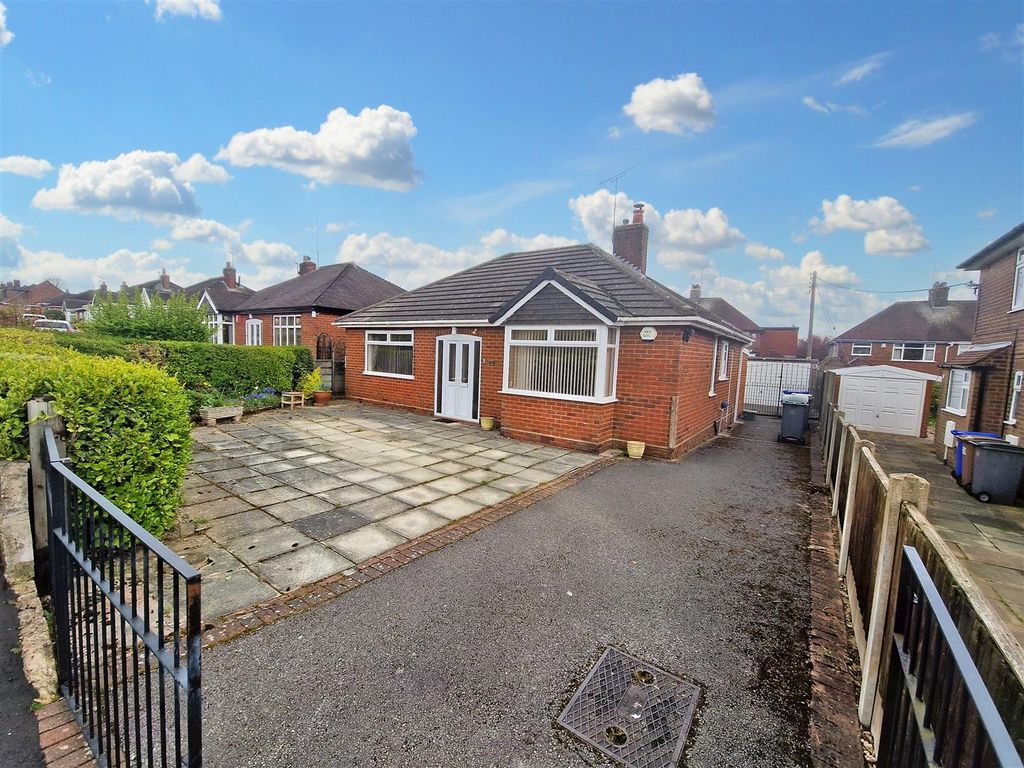 2 bed detached bungalow for sale in Hayner Grove, Weston Coyney, Stoke