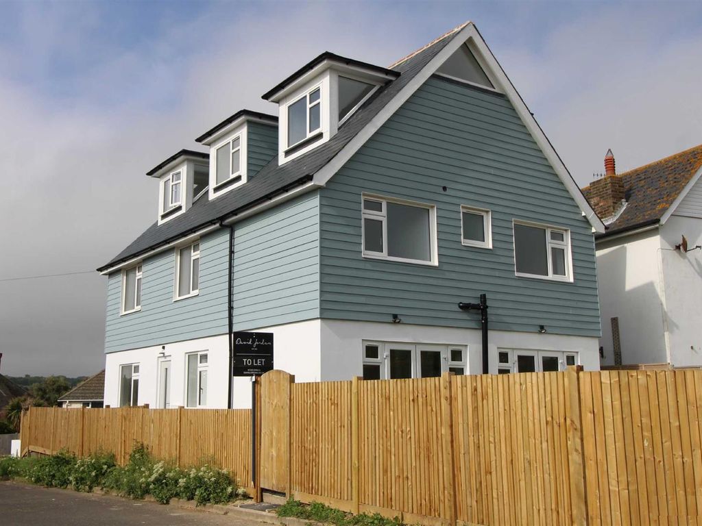 3 bed semidetached house to rent in Parkside Road, Seaford BN25, £