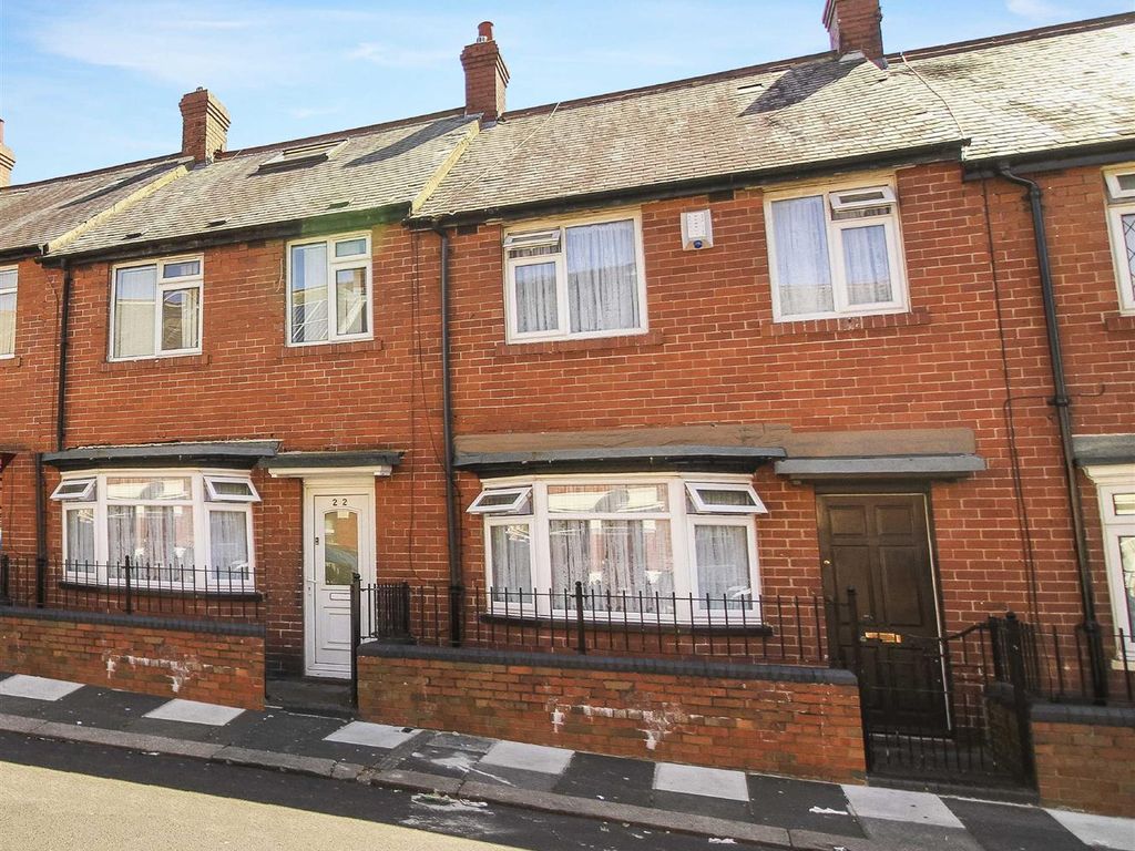4 bed terraced house for sale in Ellesmere Road, Benwell, Newcastle