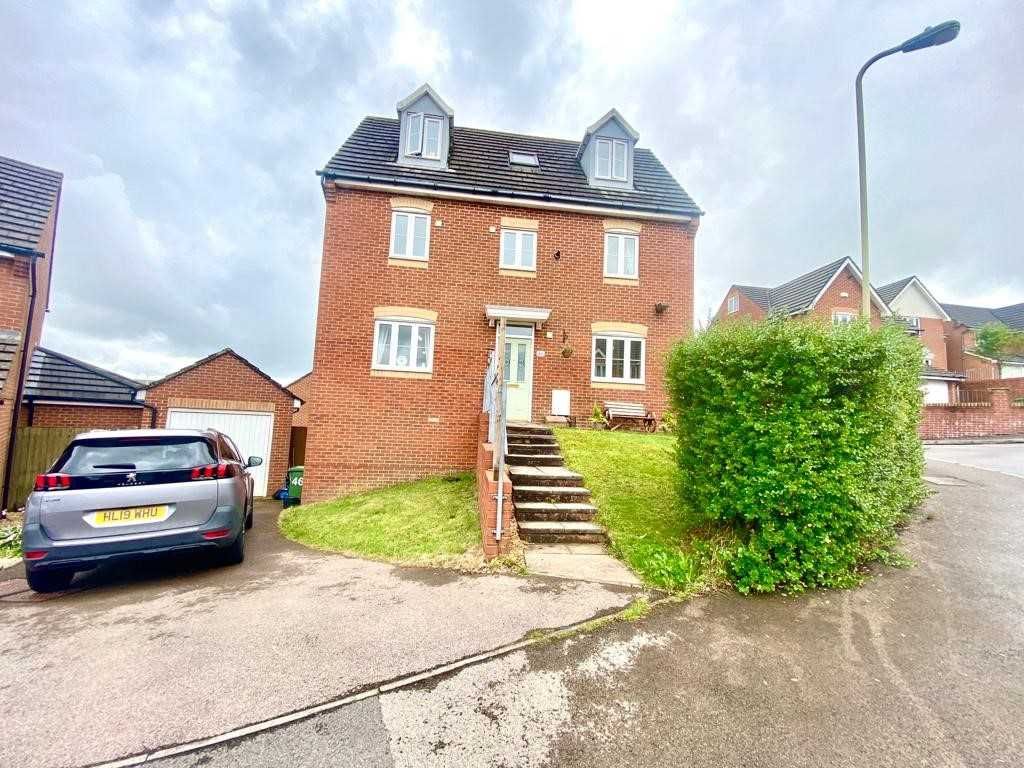 5 bed detached house for sale in Cedar Wood Drive, Tonyrefail, Porth