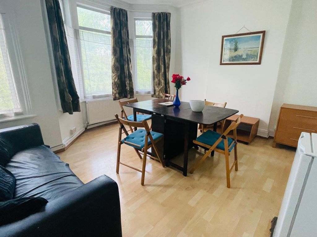 1 bed to rent in Barham Close, Wembley HA0, £1,300 pcm Zoopla