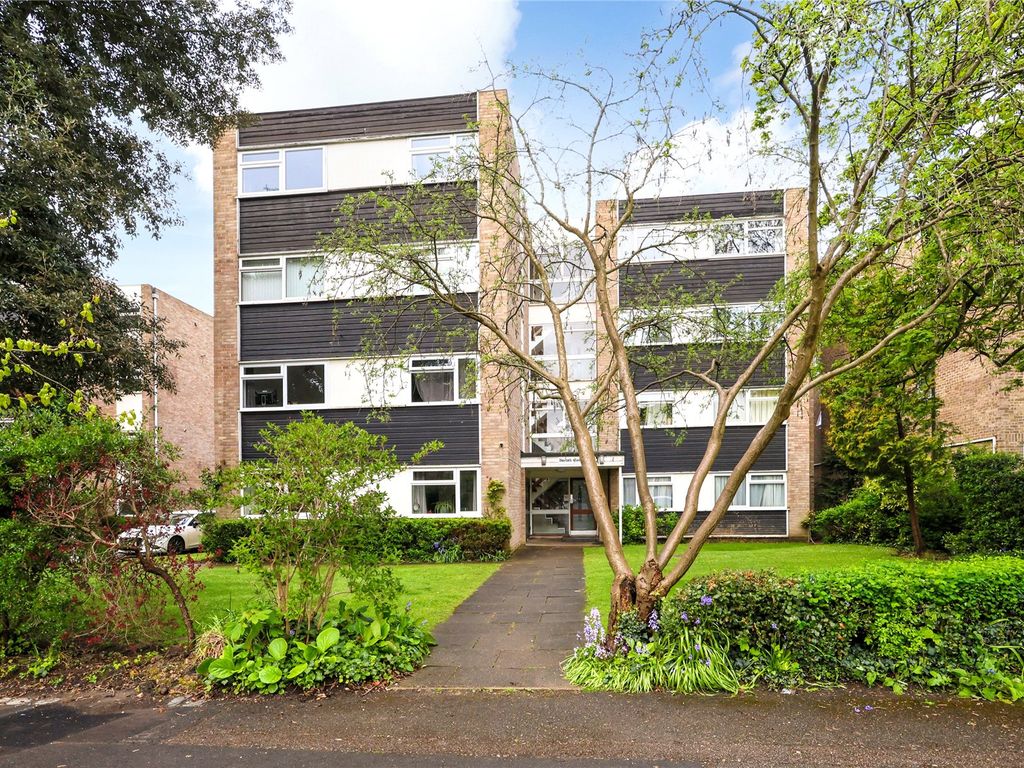 2 bed flat for sale in The Avenue, Surbiton KT5 Zoopla