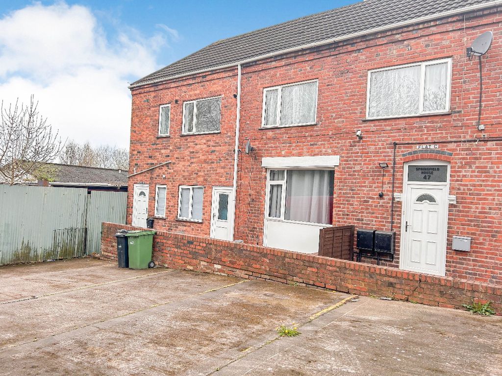 2 bed flat to rent in Moor Street, Brierley Hill DY5 Zoopla