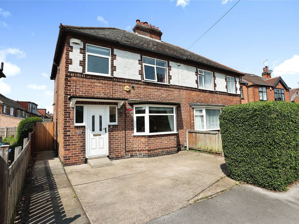 3 bed semidetached house for sale in Brockley Road, West Bridgford