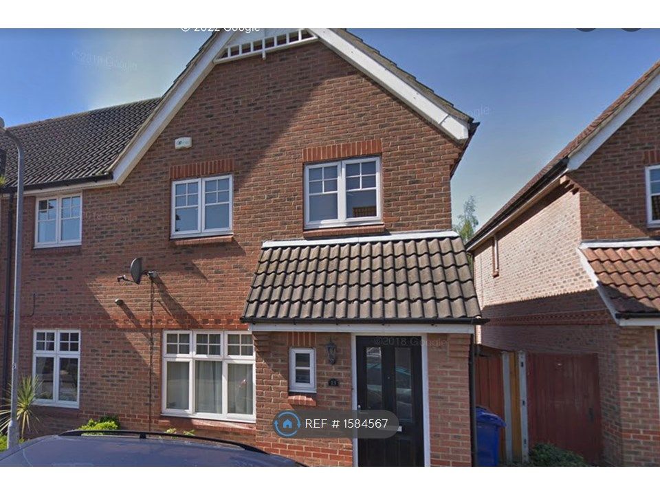 3 bed semidetached house to rent in Gunning Road, Grays RM17 Zoopla