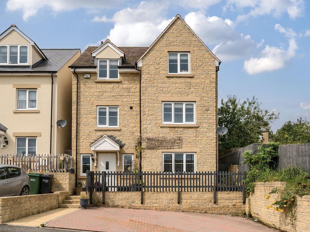 6 bed detached house for sale in Blenheim Rise, Randwick, Stroud