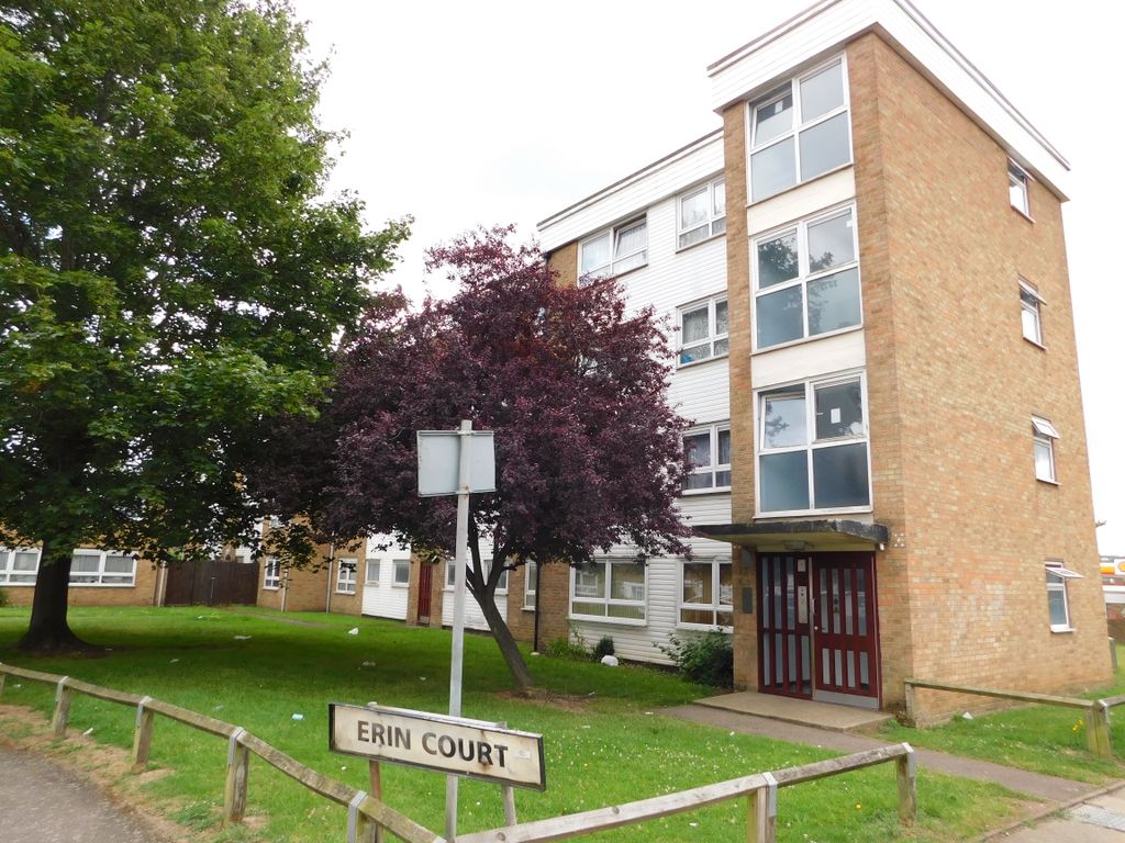 2 bed flat to rent in Dunstable Road, Luton, Beds LU4 Zoopla