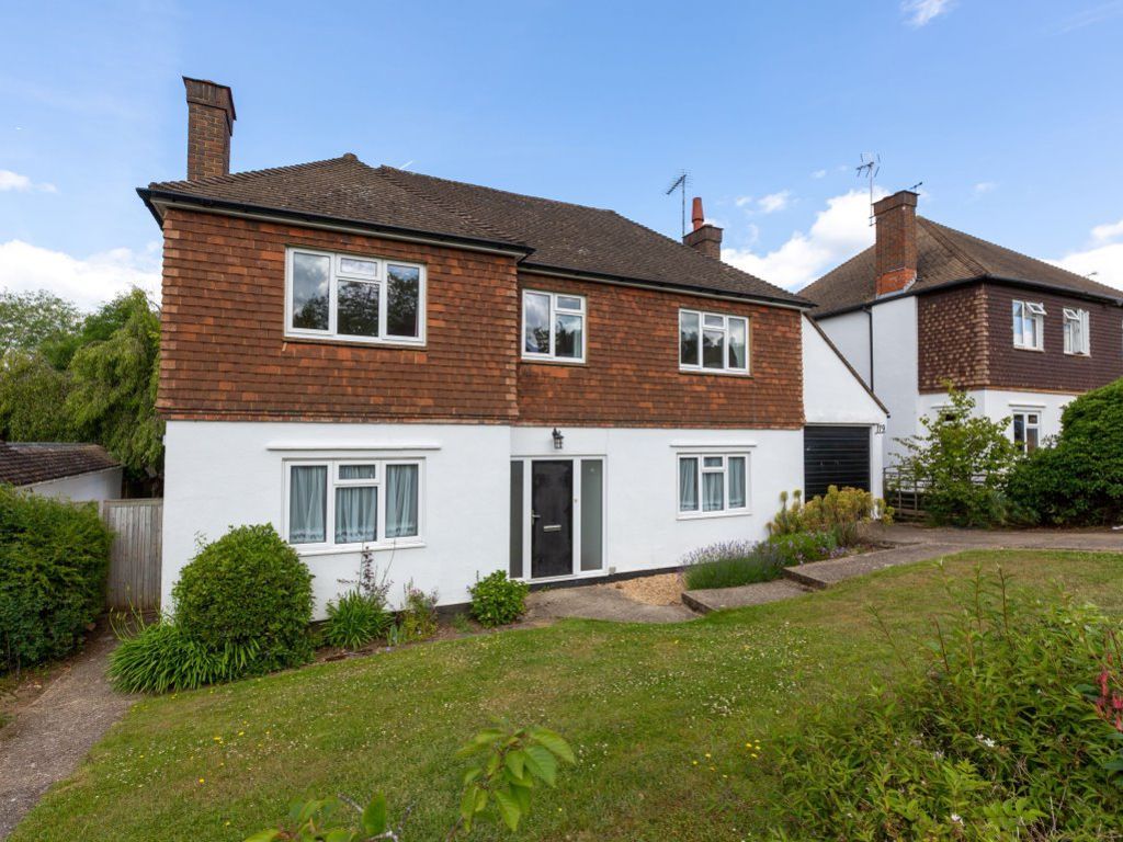 5 bed detached house to rent in Marlborough Crescent, Sevenoaks TN13