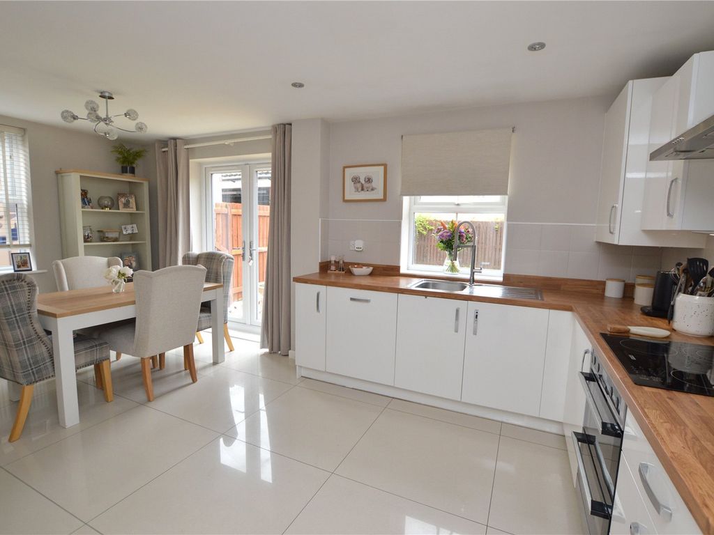 3 bed detached house for sale in Castle Grove, Wetherby, West Yorkshire