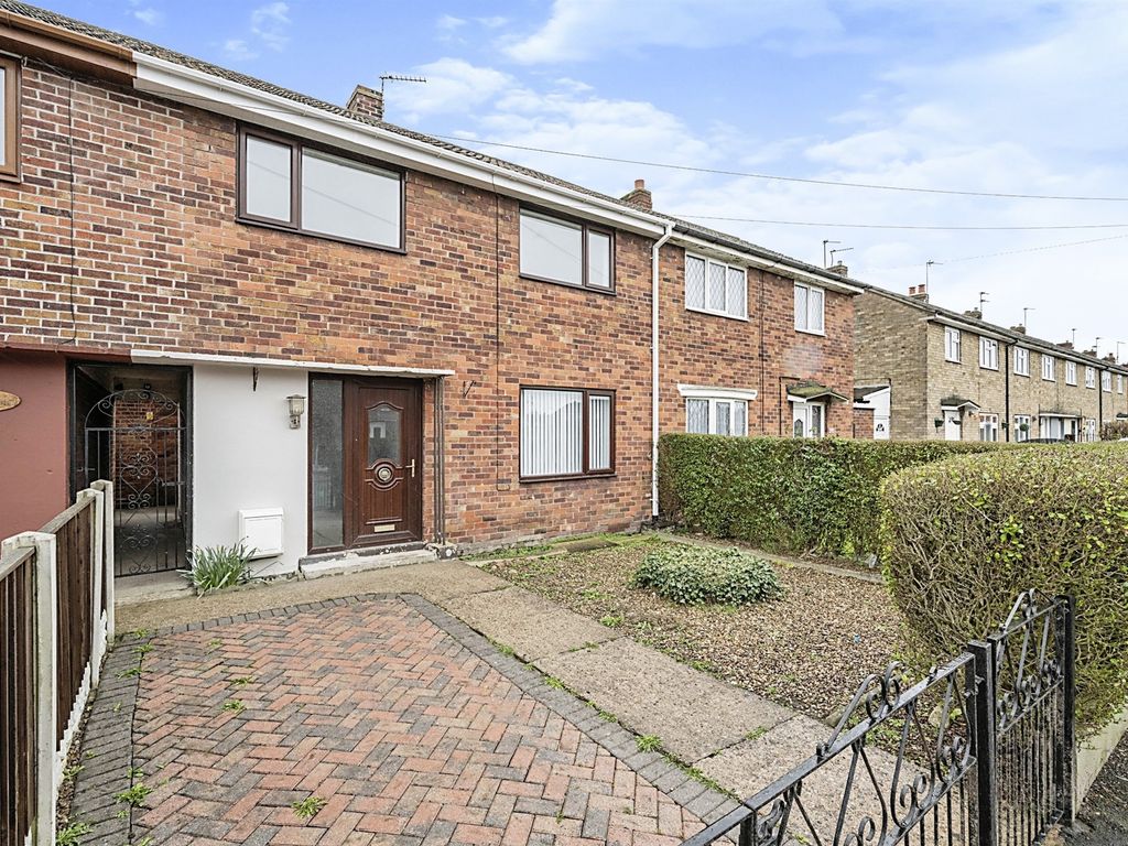 3 bed terraced house for sale in Beech Crescent, Stainforth, Doncaster