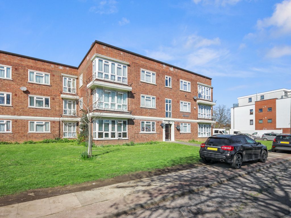 1 bed flat for sale in Longbridge Road, Barking IG11 Zoopla