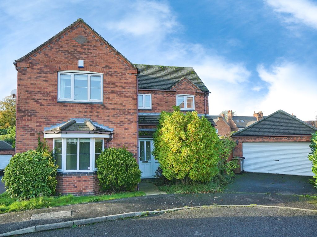 4 bed detached house for sale in Daisy Lane, Overseal, Swadlincote