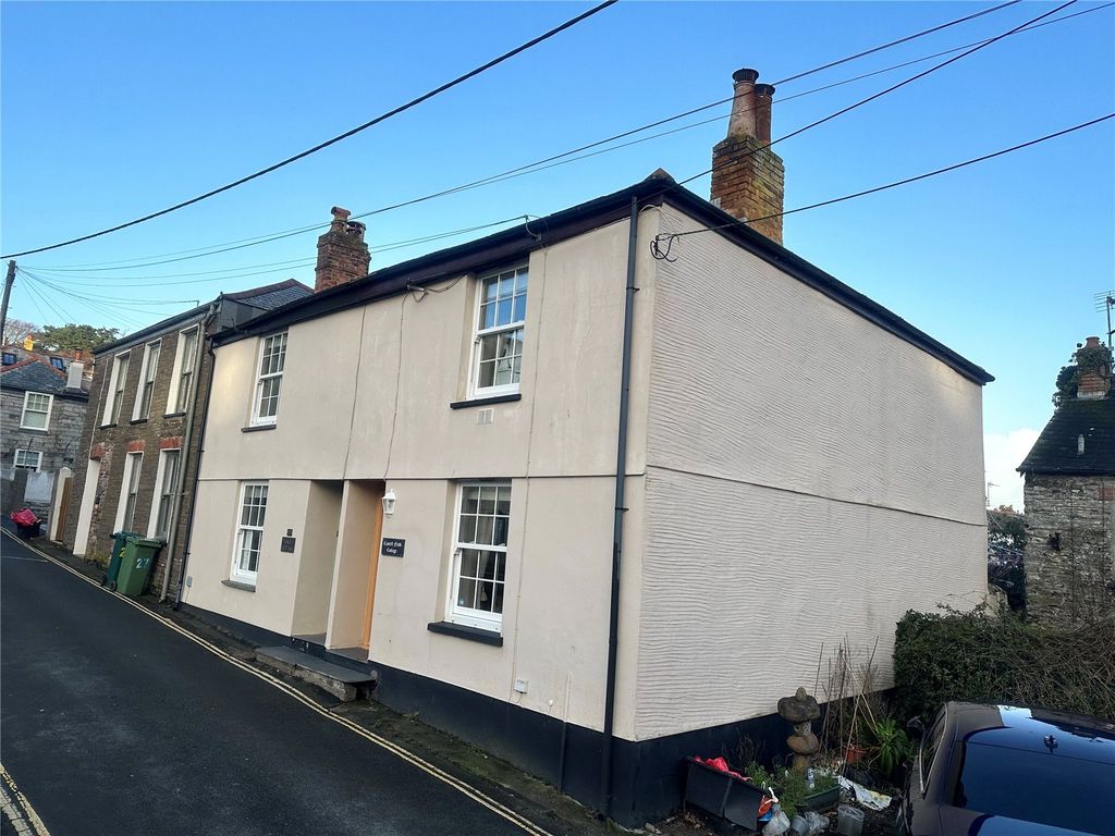 2 bed end terrace house for sale in Barrys Lane, Padstow, Cornwall PL28