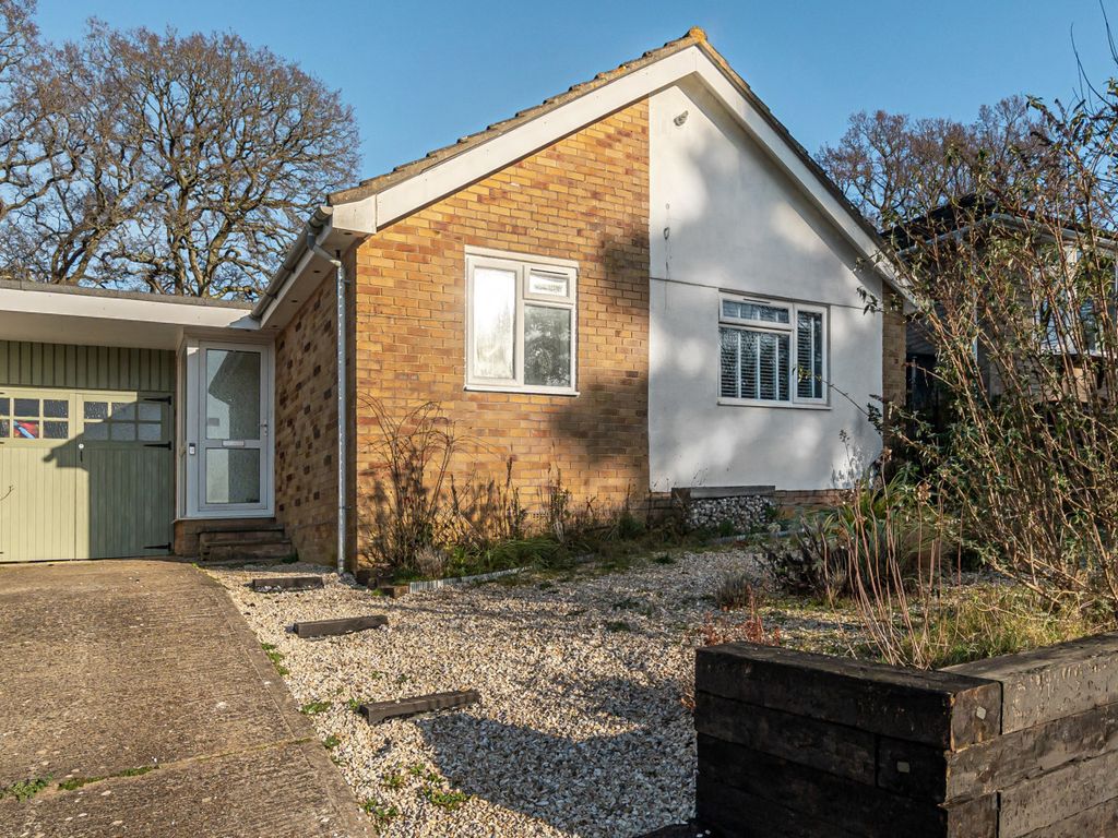 3 bed bungalow for sale in Headley, Hampshire GU35, £450,000 Zoopla
