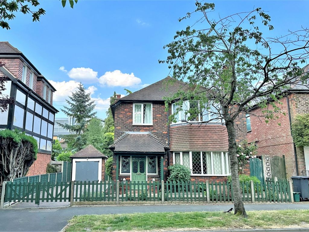 4 bed detached house for sale in Grand Avenue, Camberley, Surrey GU15