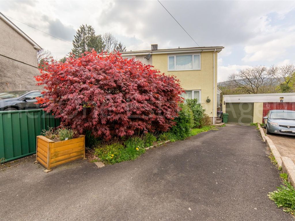 2 bed semidetached house for sale in Parklawn Close, Pontnewydd, Cwmbran NP44 Zoopla