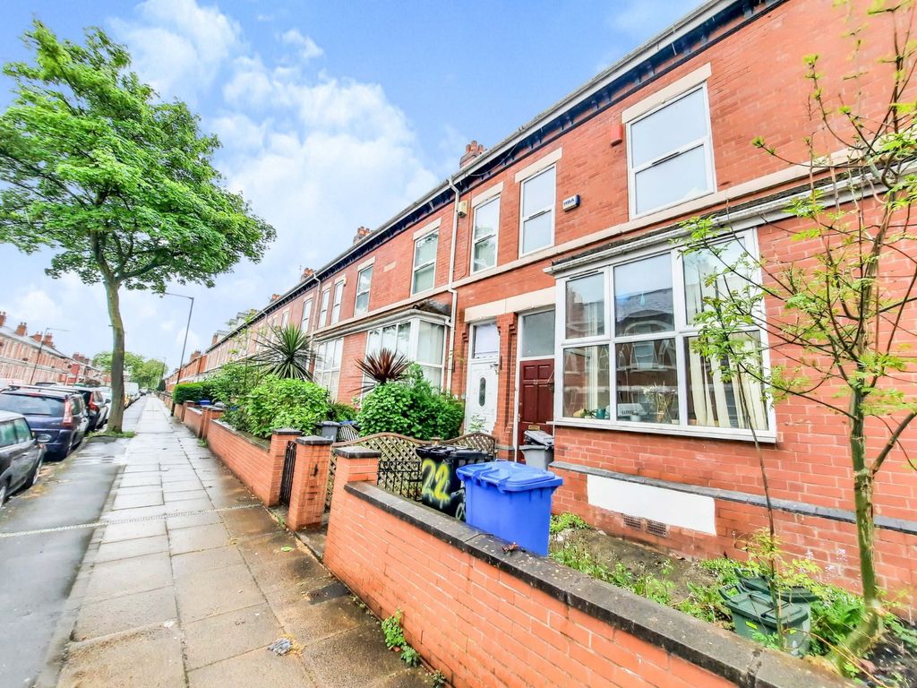 4 bed terraced house for sale in Stamford Street, Old Trafford, Manchester M16 Zoopla