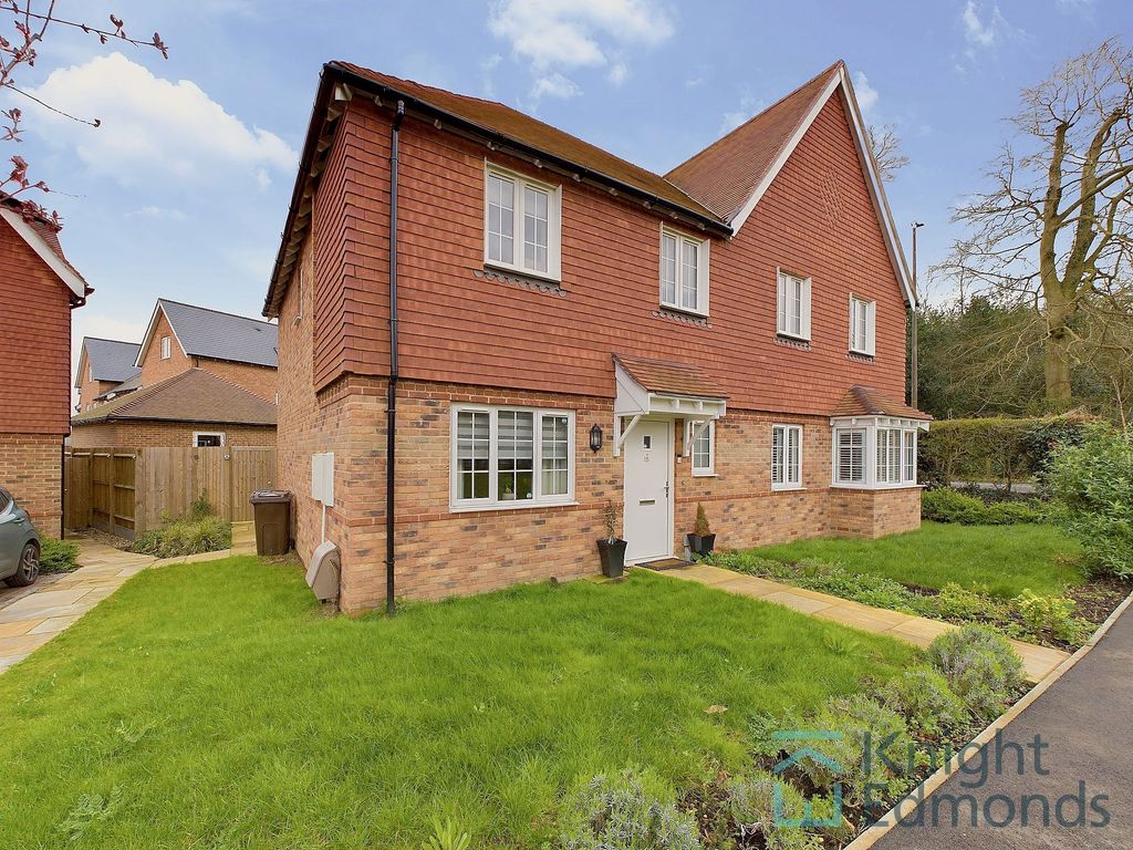 3 bed semidetached house for sale in Castle Way, Boughton Monchelsea