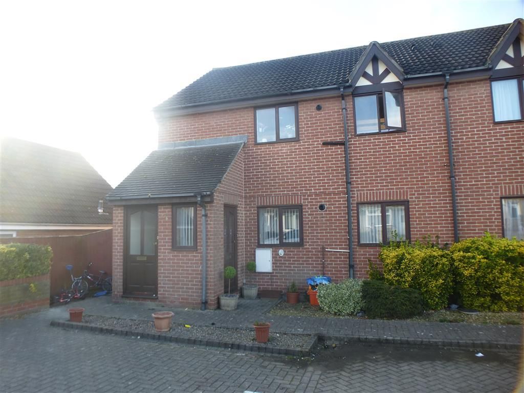 2 bed property to rent in Drew Street, Swindon SN2, £1,100 pcm Zoopla