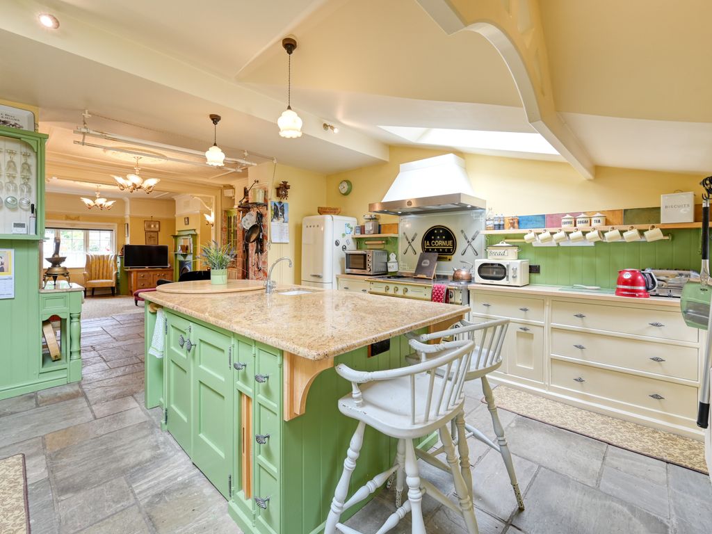 2 bed mews house for sale in Sharoe Green Lane, Preston, Lancashire PR2