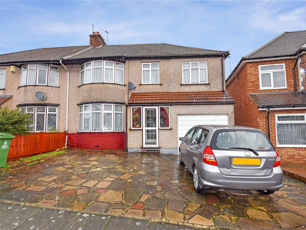 5 bed semidetached house for sale in Rydal Drive, Bexleyheath DA7, £