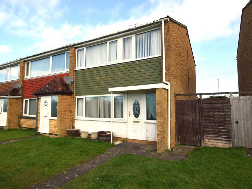 3 bed end terrace house for sale in Ivory Close, Tuffley, Gloucester