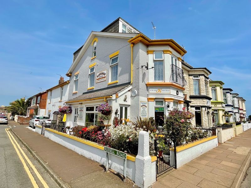 5 bed end terrace house for sale in Trafalgar Road, Great Yarmouth NR30