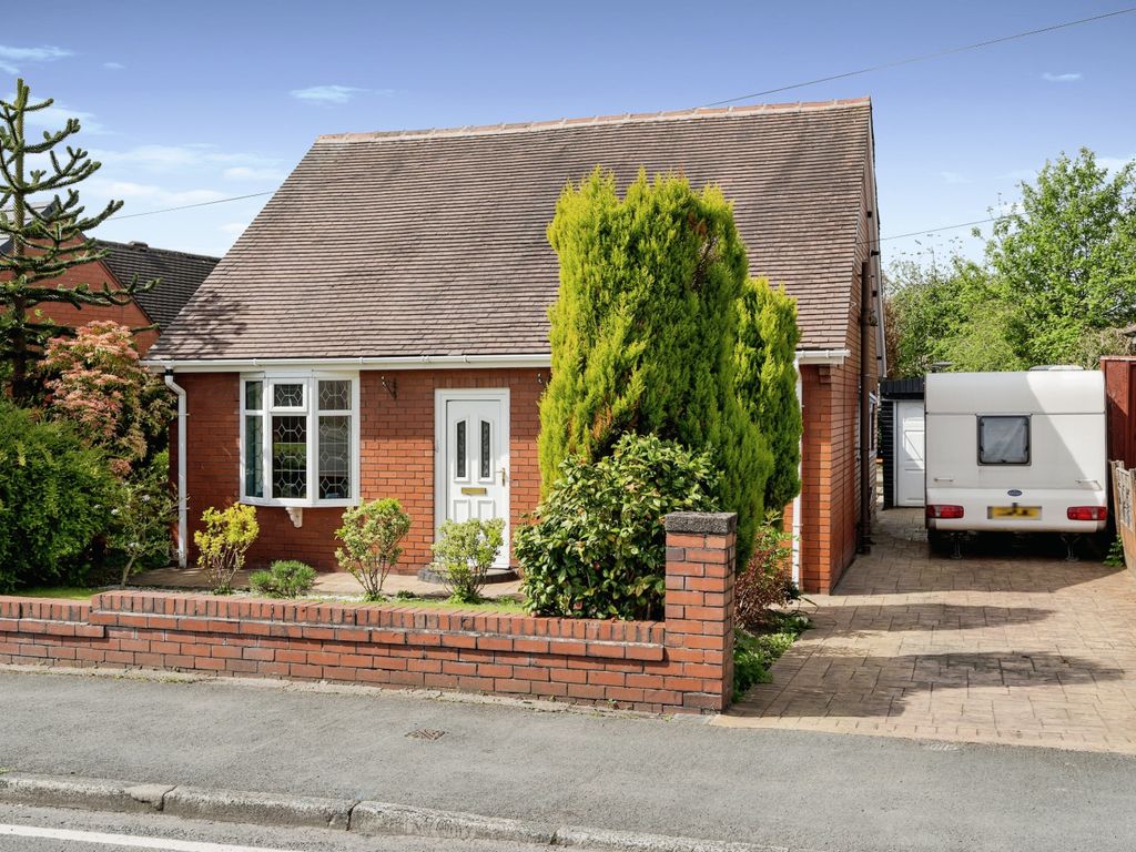 2 bed bungalow for sale in Parsonage Road, Worsley, Manchester, Greater