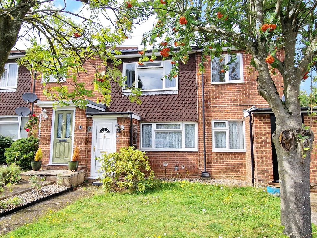 2 bed for sale in Own Adjoining Garden! Gauldie Way, Standon