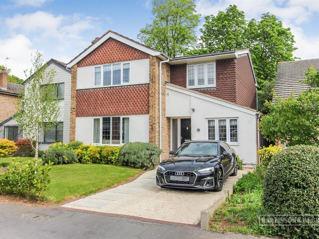 4 bed detached house for sale in Parsons Mead, East Molesey KT8, £