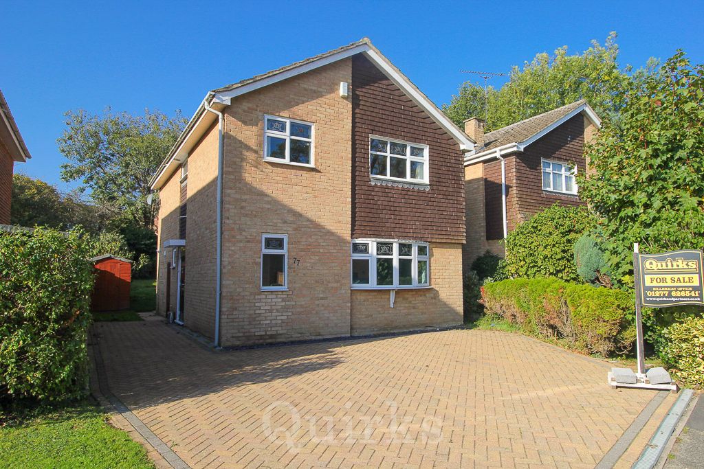4 bed detached house for sale in Stonechat Road, Billericay CM11 Zoopla