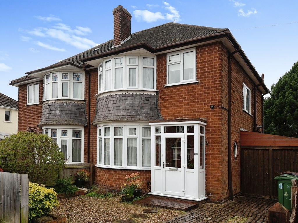 3 bed semidetached house for sale in Hill Rise, Birstall, Leicester