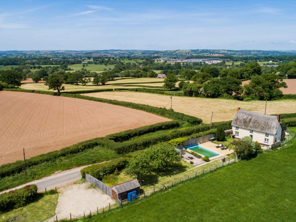 2 bed detached house for sale in Uffculme, Cullompton, Devon EX15 Zoopla