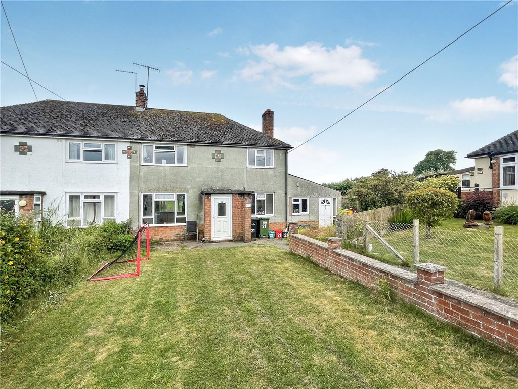 3 bed semidetached house for sale in Llys Rhysnant, Four Crosses