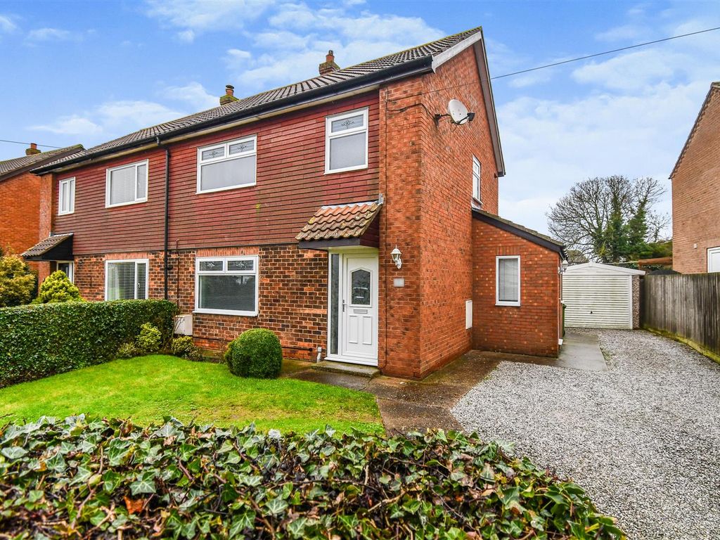 3 bed semidetached house for sale in The Crescent, Burstwick, Hull