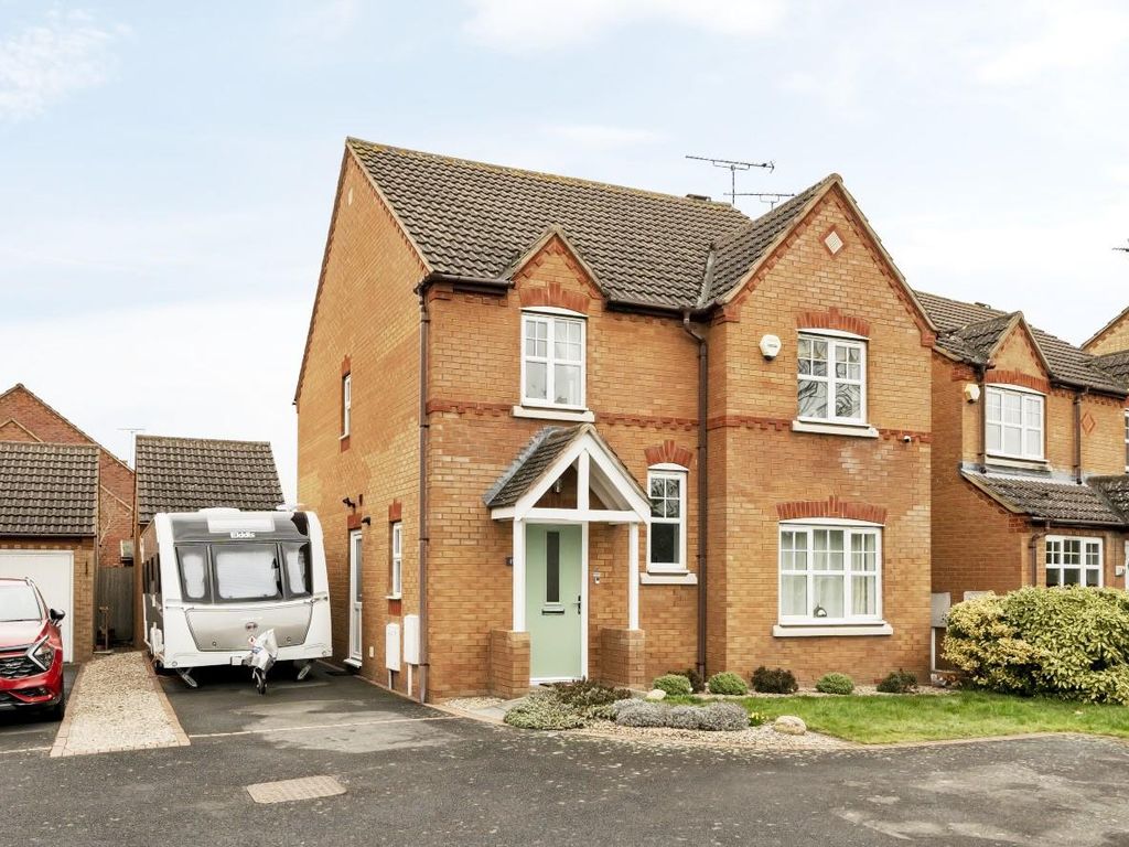 4 bed detached house for sale in Stonehall Road, Cawston, Rugby CV22