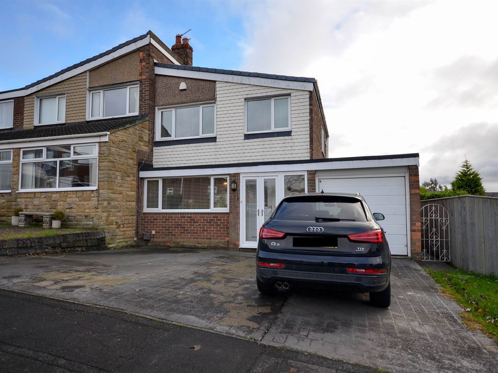 3 bed semidetached house for sale in Crathie, Birtley, Chester Le