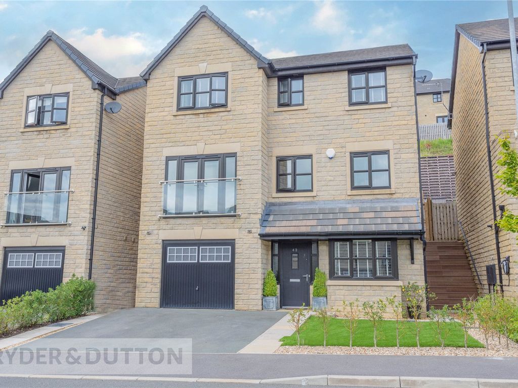 4 bed detached house for sale in Oaklands Drive, Rawtenstall
