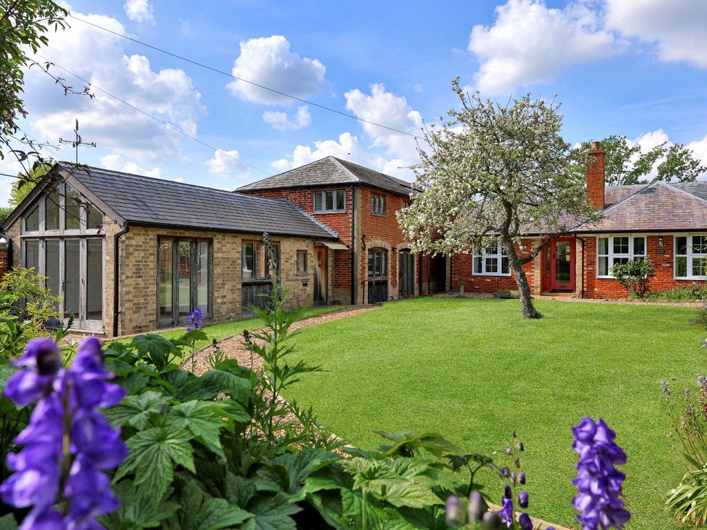5 bed detached house for sale in Mill Farm Lane, Pampisford, Cambridge
