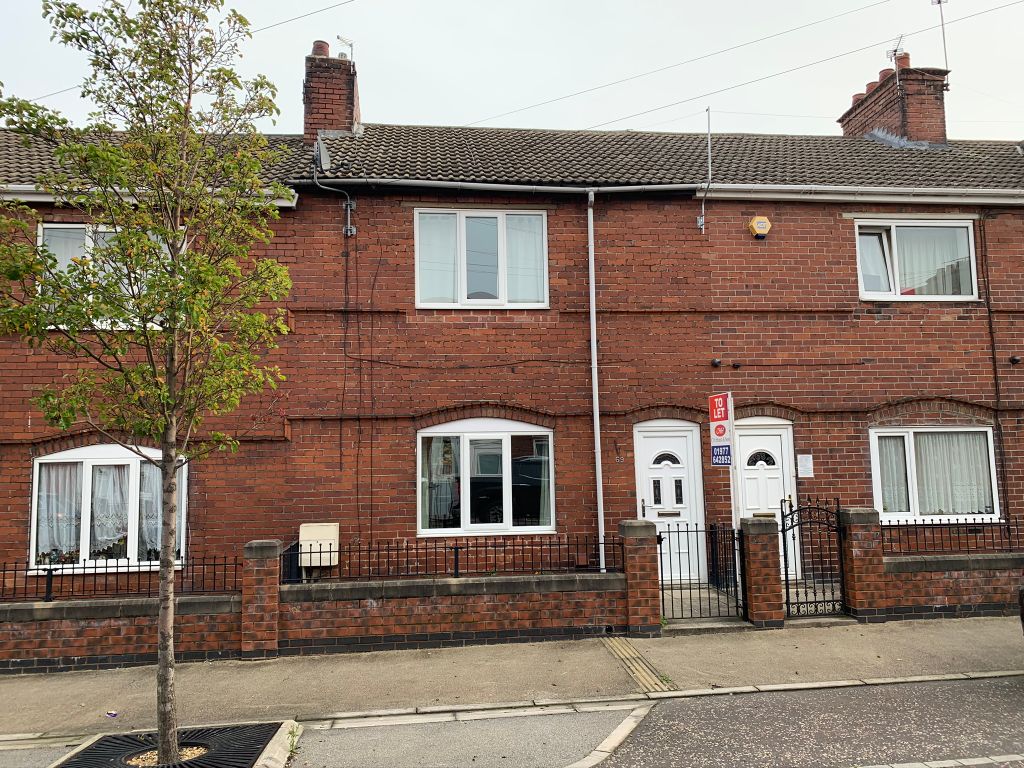 3 bed terraced house to rent in Cambridge Street, South Elmsall WF9