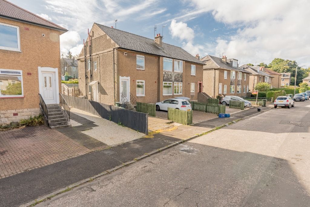 2 bed flat to rent in Oxgangs Terrace, Colinton Mains, Edinburgh EH13