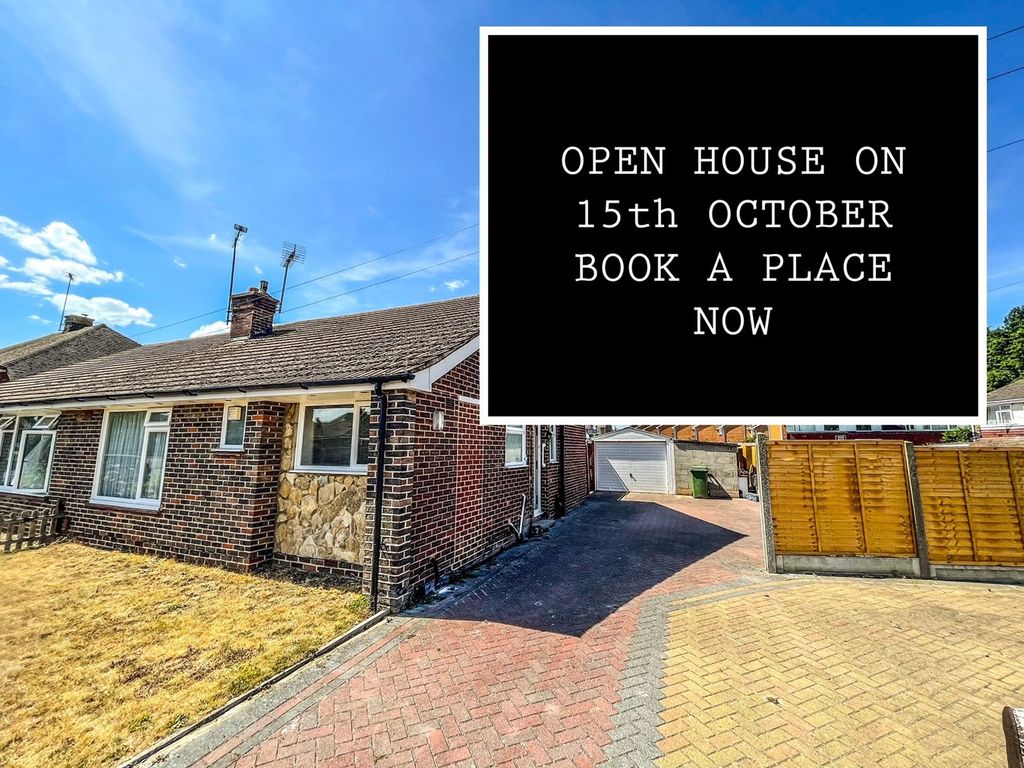 2 bed property for sale in Wentworth Drive, Sittingbourne ME10 Zoopla