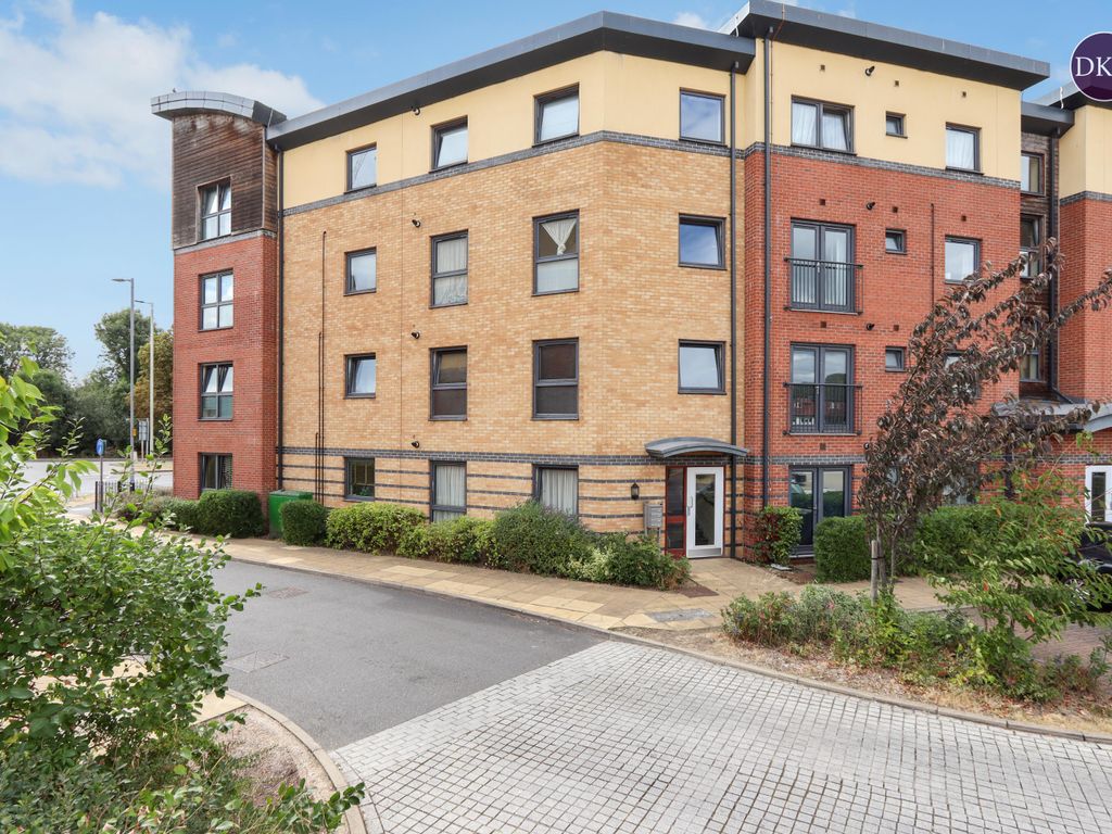 Raven Close, Watford WD18  