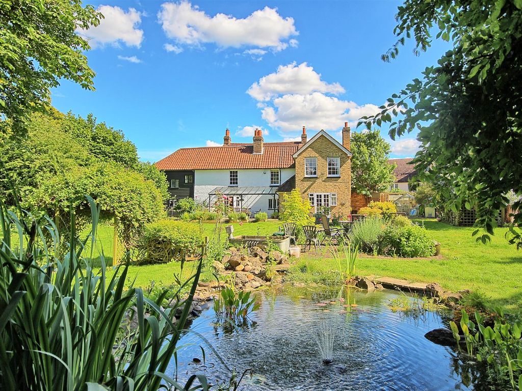 6 bed detached house for sale in High Street, Stanstead Abbotts, Ware