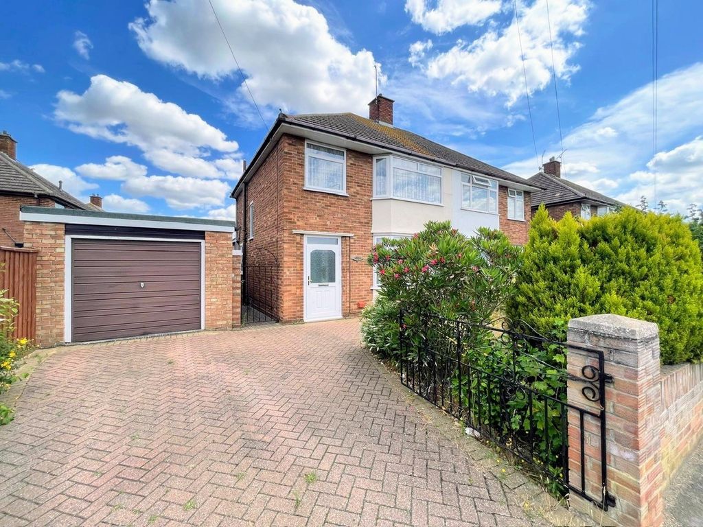 3 bed semidetached house to rent in Clapgate Lane, Ipswich IP3 Zoopla