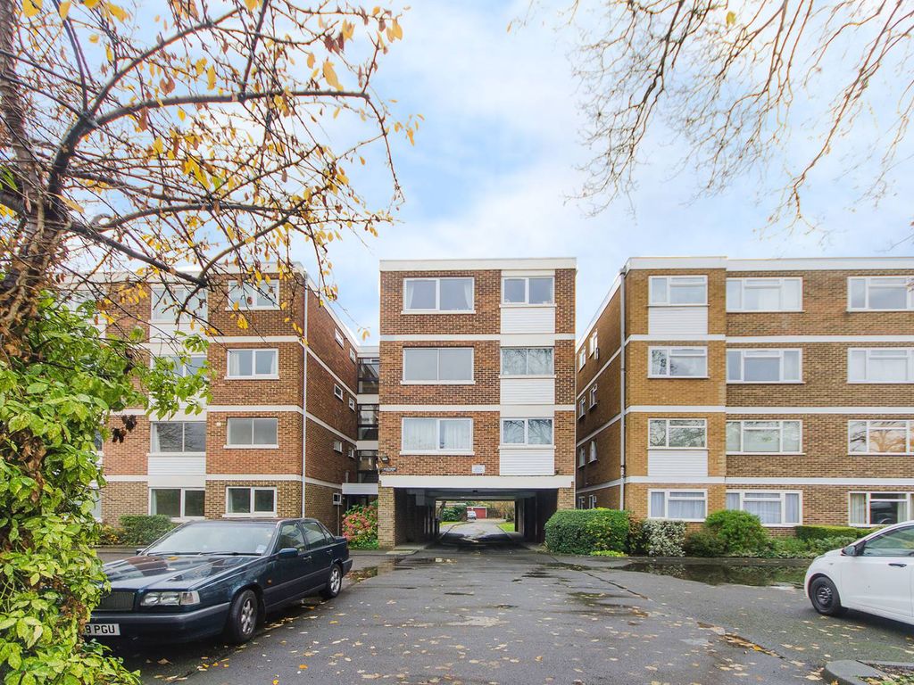 1 bed flat to rent in Hayne Road, Beckenham BR3, £1,450 pcm Zoopla