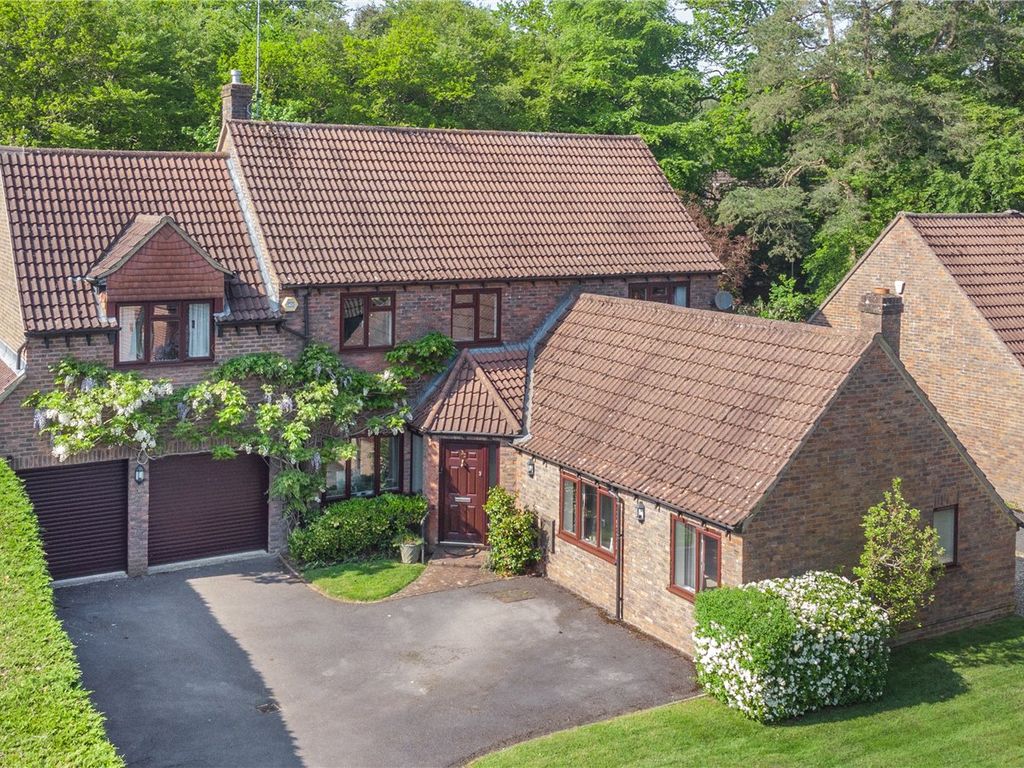 4 bed detached house for sale in Meadow Way, Rowledge, Farnham, Surrey
