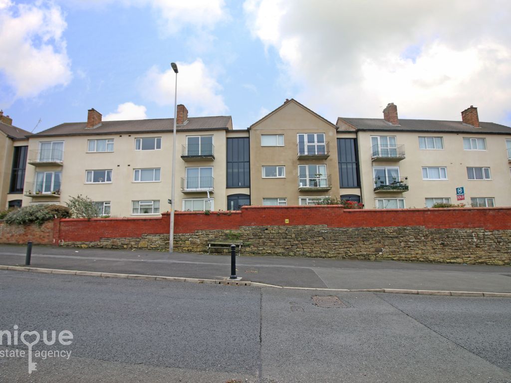 2 bed flat for sale in Warbreck Court, Warbreck Hill Road, Blackpool